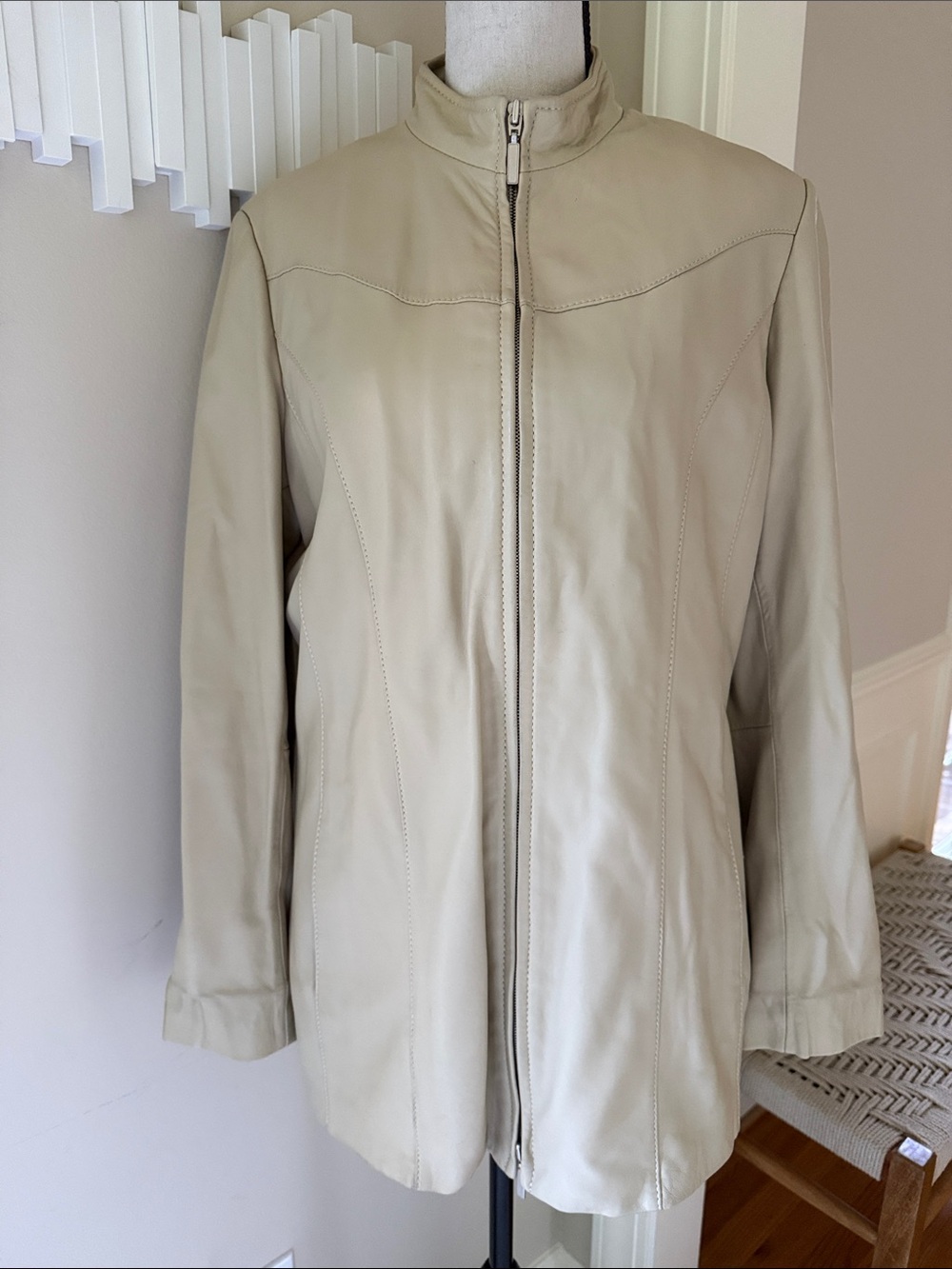Danier Soft Leather Jacket Light Beige Zip Front Removable Liner Small